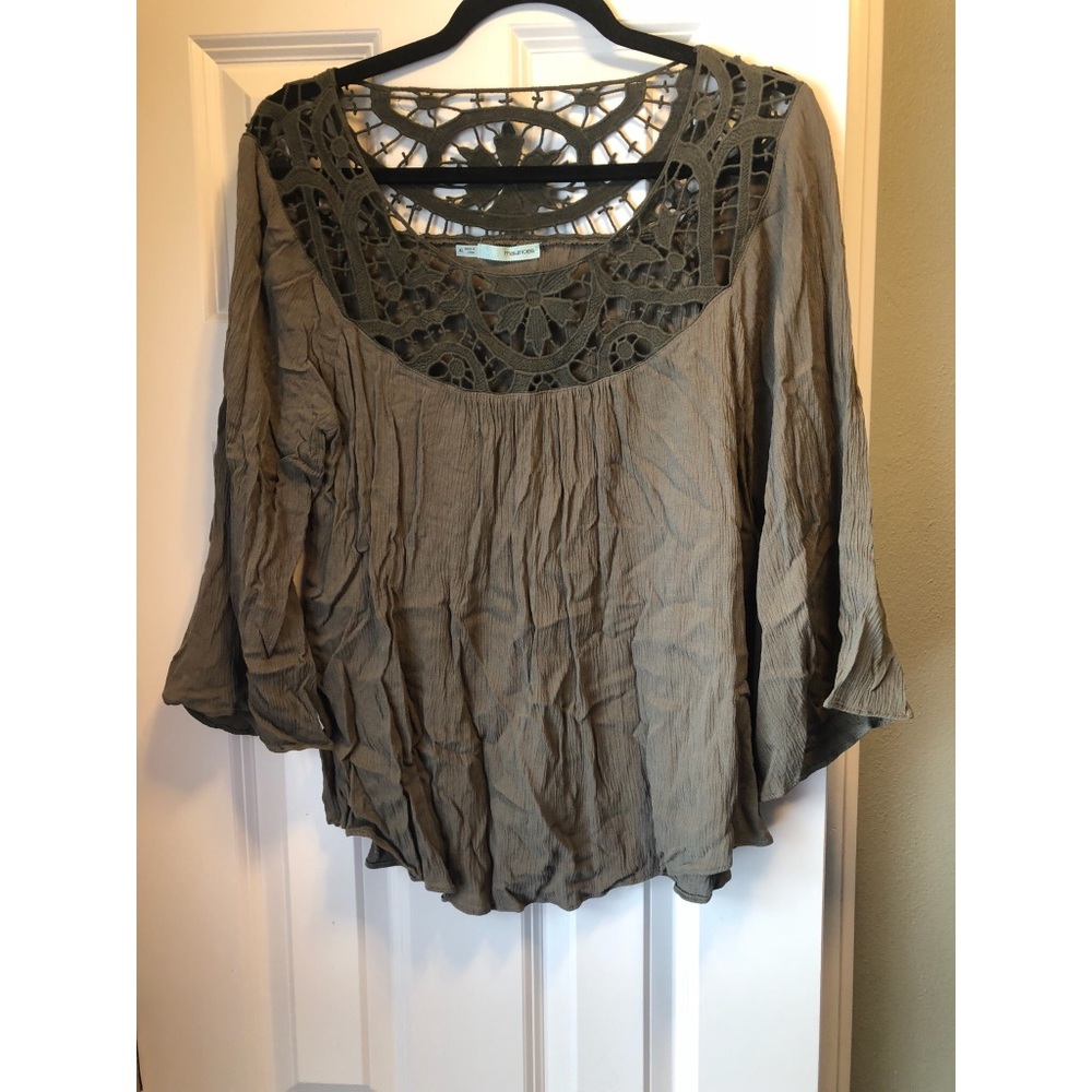 ladies maurice’s top
